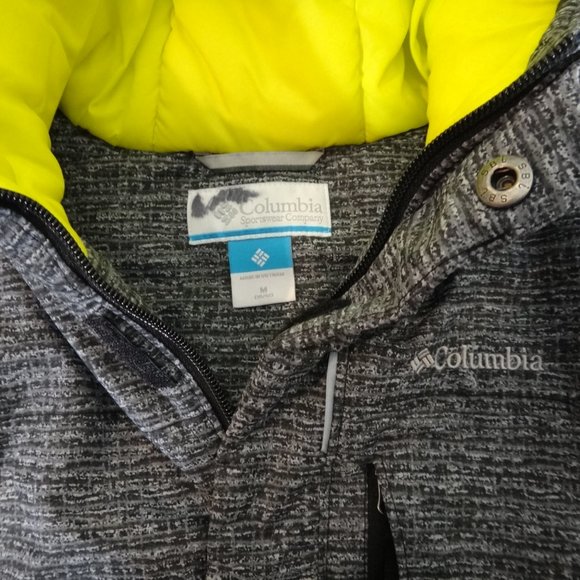 COLUMBIA TEENS UNISEX WINTER JACKET SIZE 10/12 IN MINTY SHAPE - Picture 2 of 6